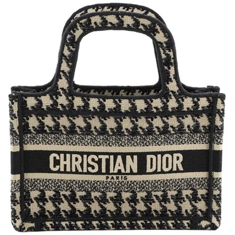 dior houndstooth compact|christian Dior houndstooth.